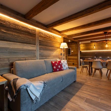 Les Reves Des Montagnards, Appartements De Charme Torgnon Exterior foto