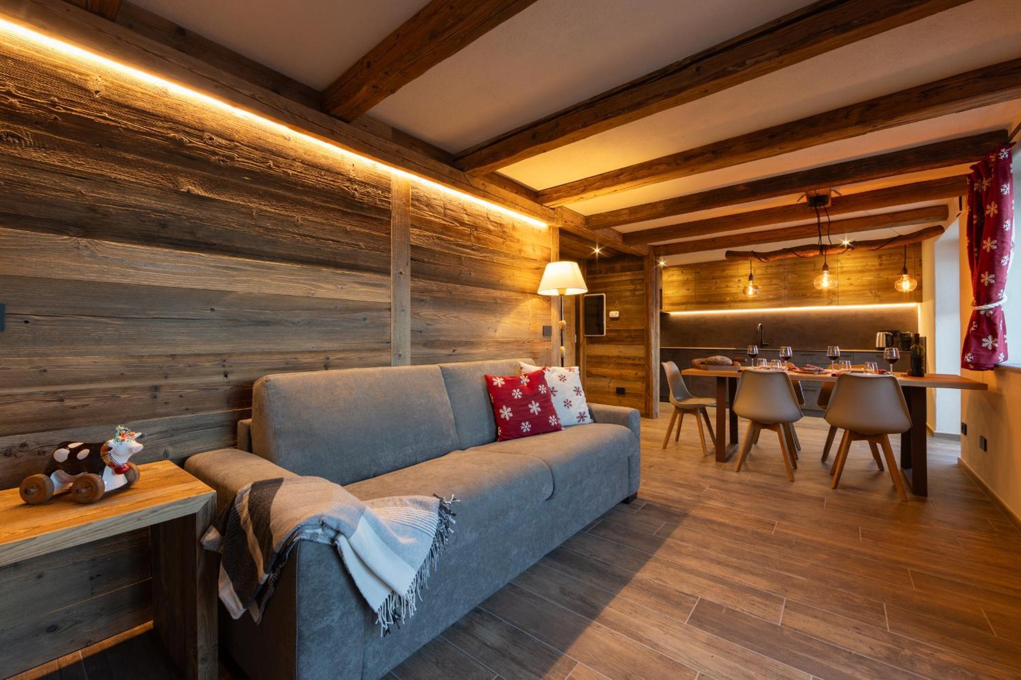 Les Reves Des Montagnards, Appartements De Charme Torgnon Exterior foto