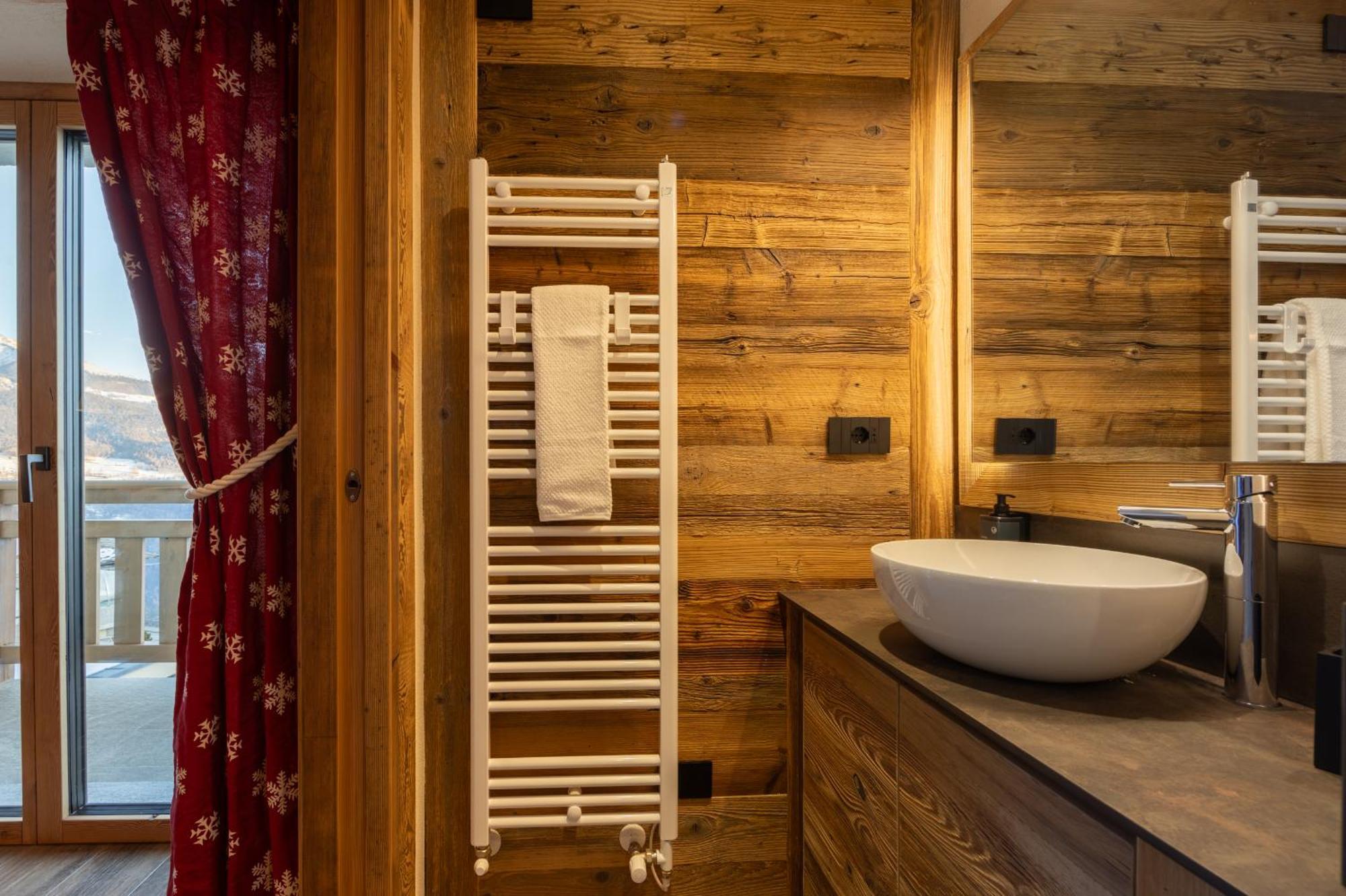 Les Reves Des Montagnards, Appartements De Charme Torgnon Exterior foto