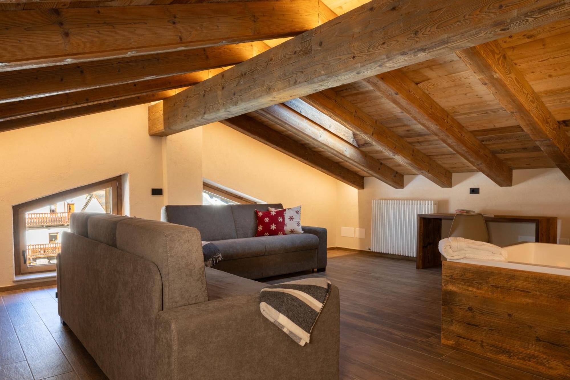 Les Reves Des Montagnards, Appartements De Charme Torgnon Exterior foto