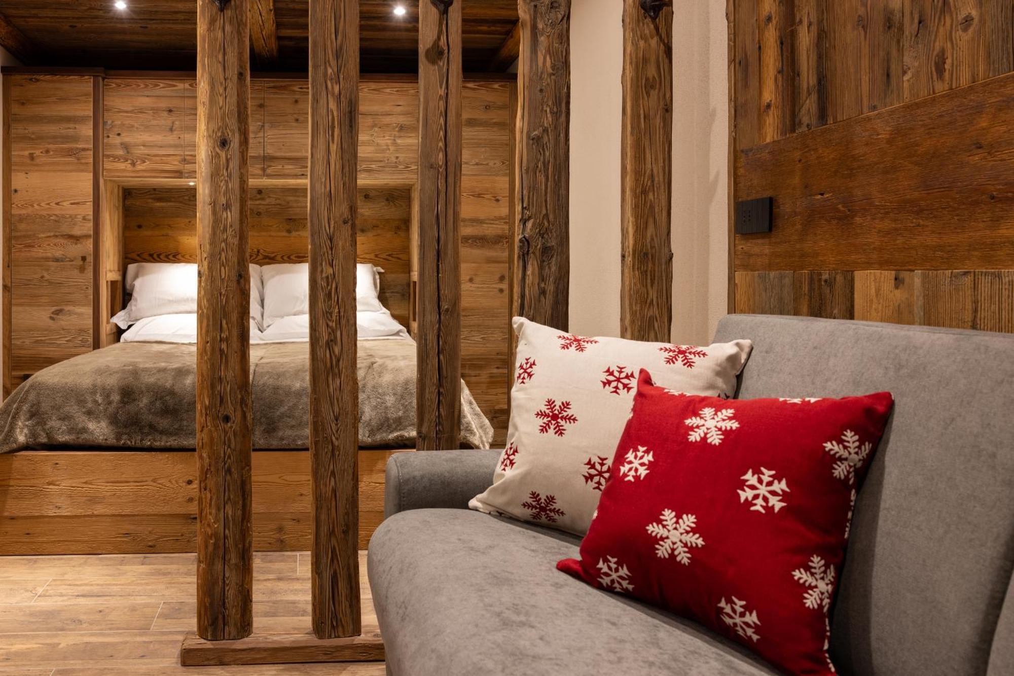 Les Reves Des Montagnards, Appartements De Charme Torgnon Exterior foto