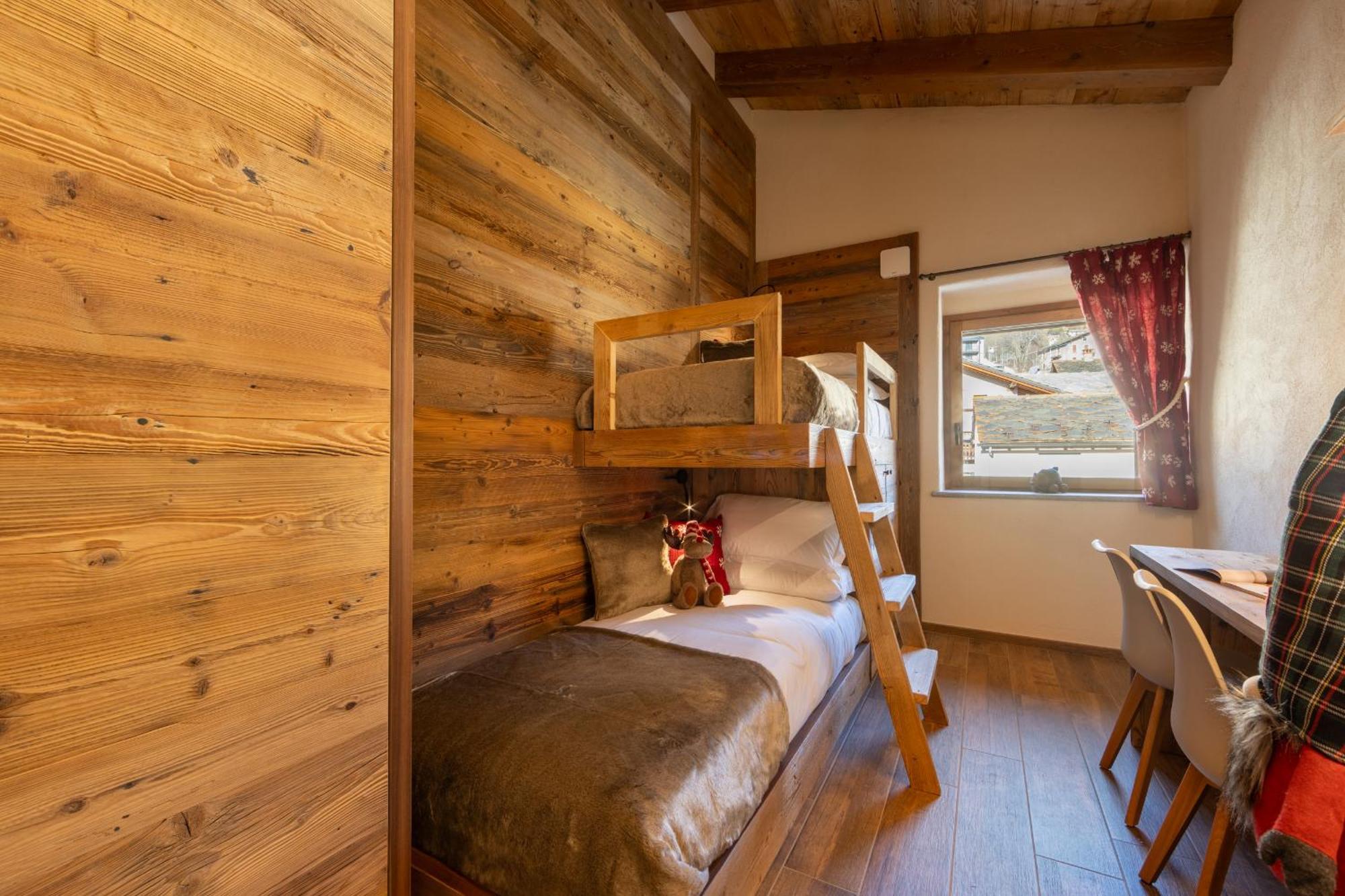 Les Reves Des Montagnards, Appartements De Charme Torgnon Exterior foto